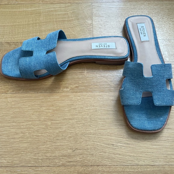 Hadyn by Steven (Steve Madden) - Picture 2 of 3